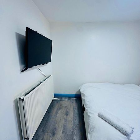 Unique Private Rooms Bolton Eksteriør bilde
